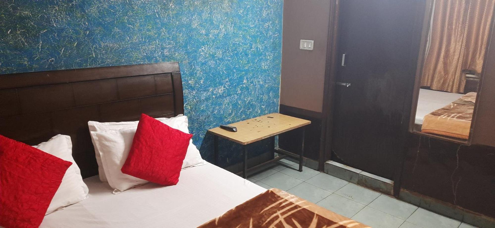 Chandīgarh Hotel Golden Height מראה חיצוני תמונה